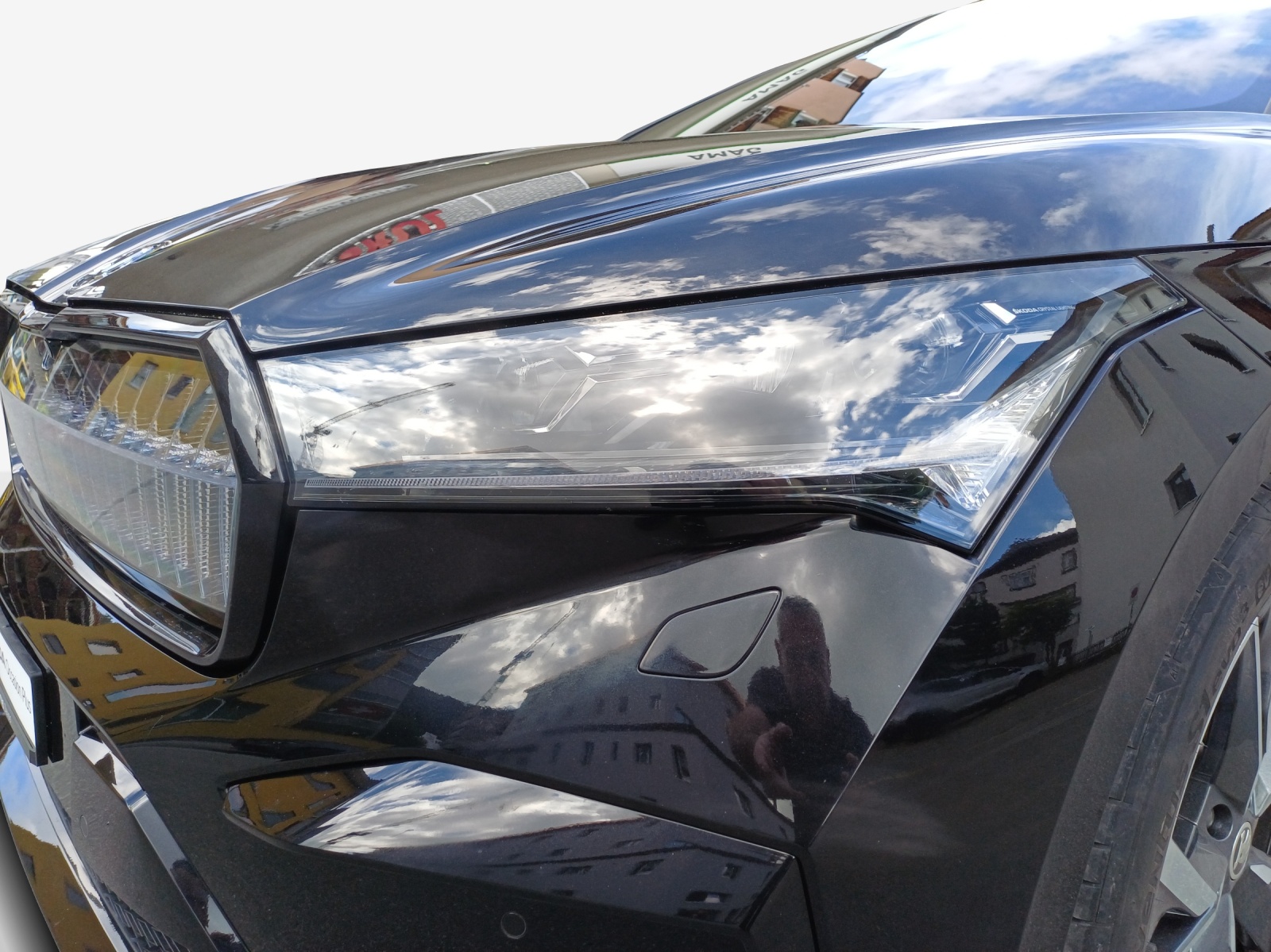 SKODA Enyaq 85x Sportline 4x4-image-15