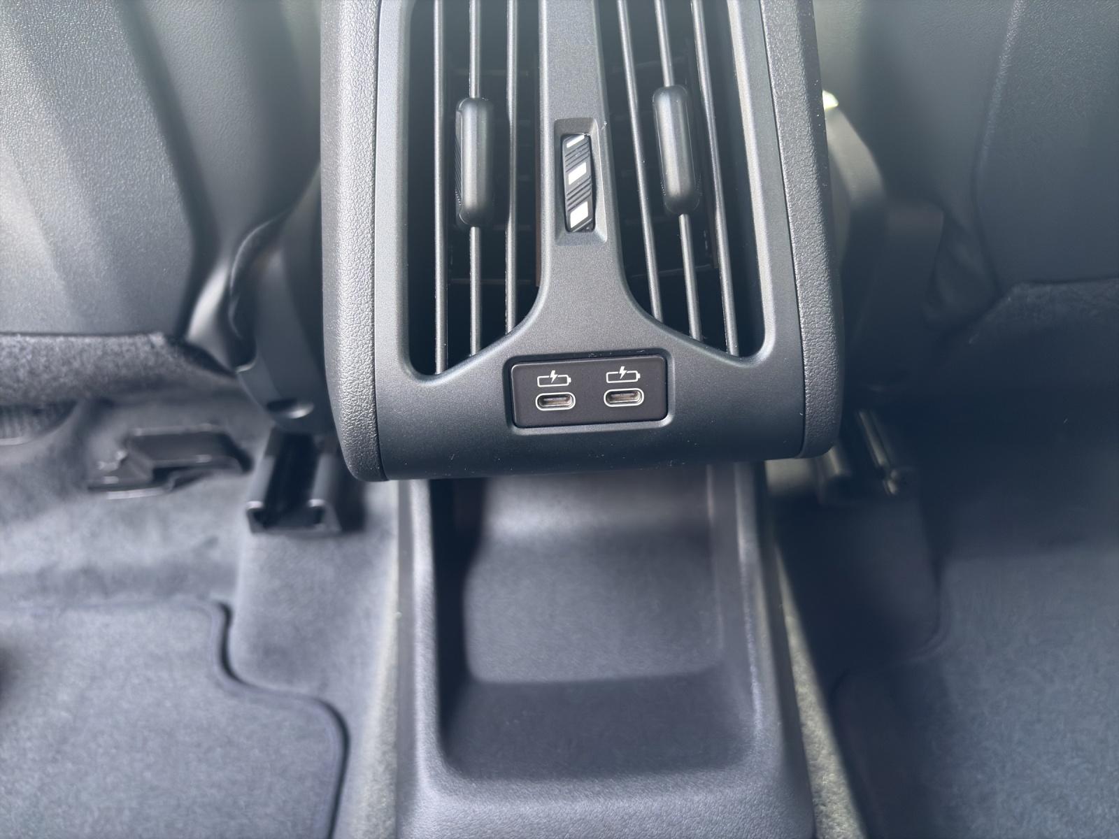 BMW X1 M35i-image-14