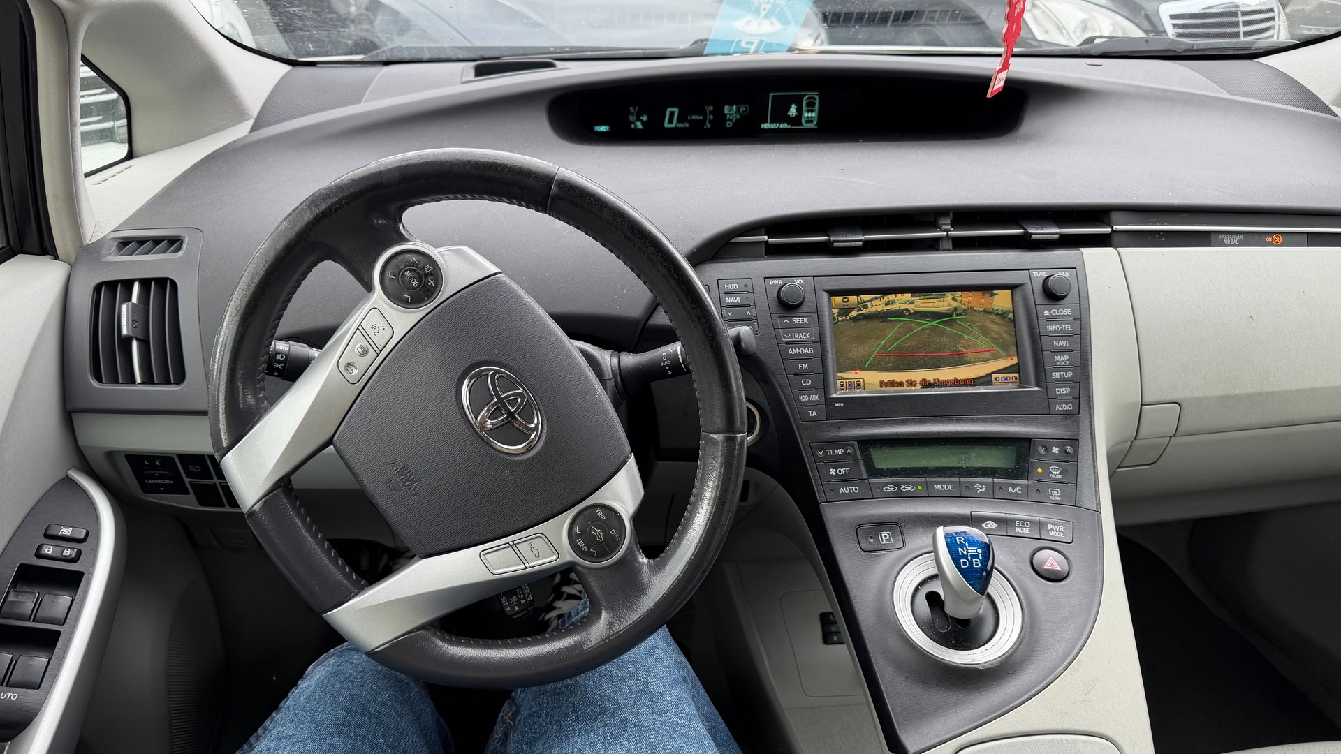 TOYOTA Prius 1.8 16V HSD Sol Premium-image-7