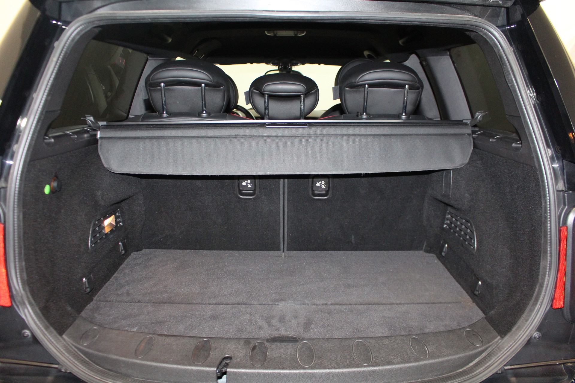 MINI Clubman R55 1.6i Cooper-image-8