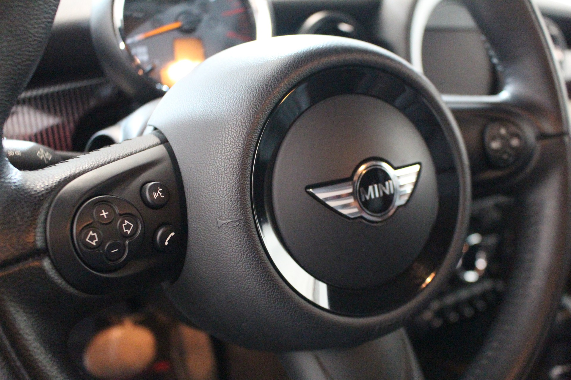 MINI Clubman R55 1.6i Cooper-image-12
