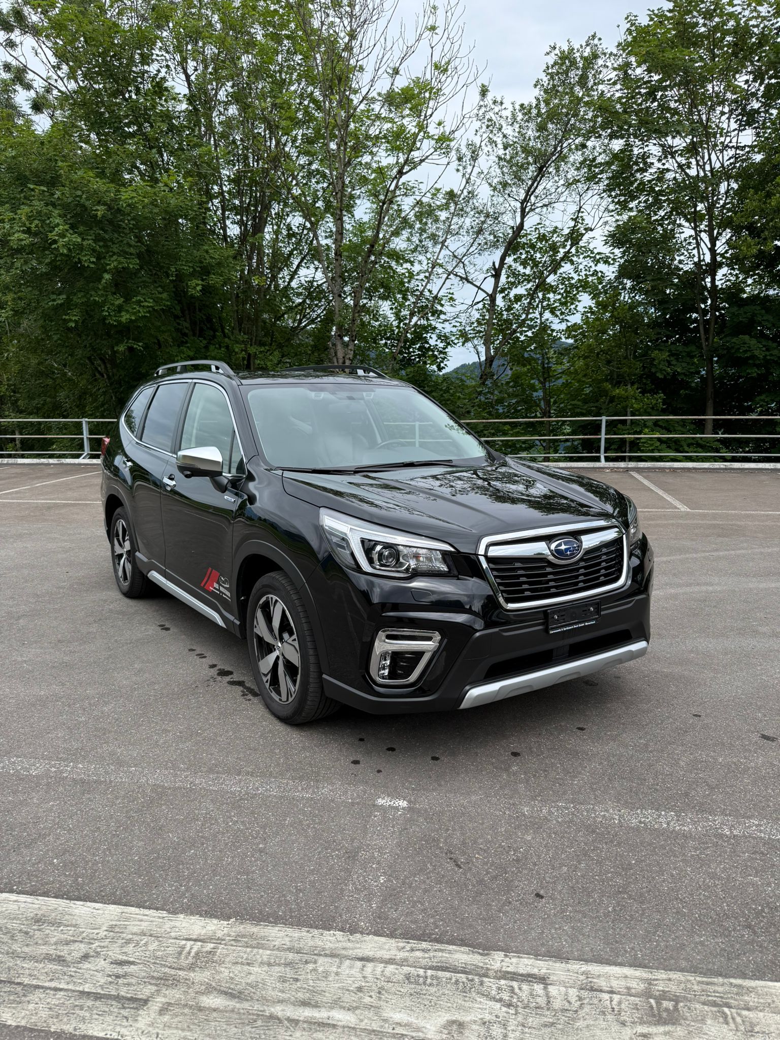 SUBARU 2.0i e-Boxer Luxury-image-3