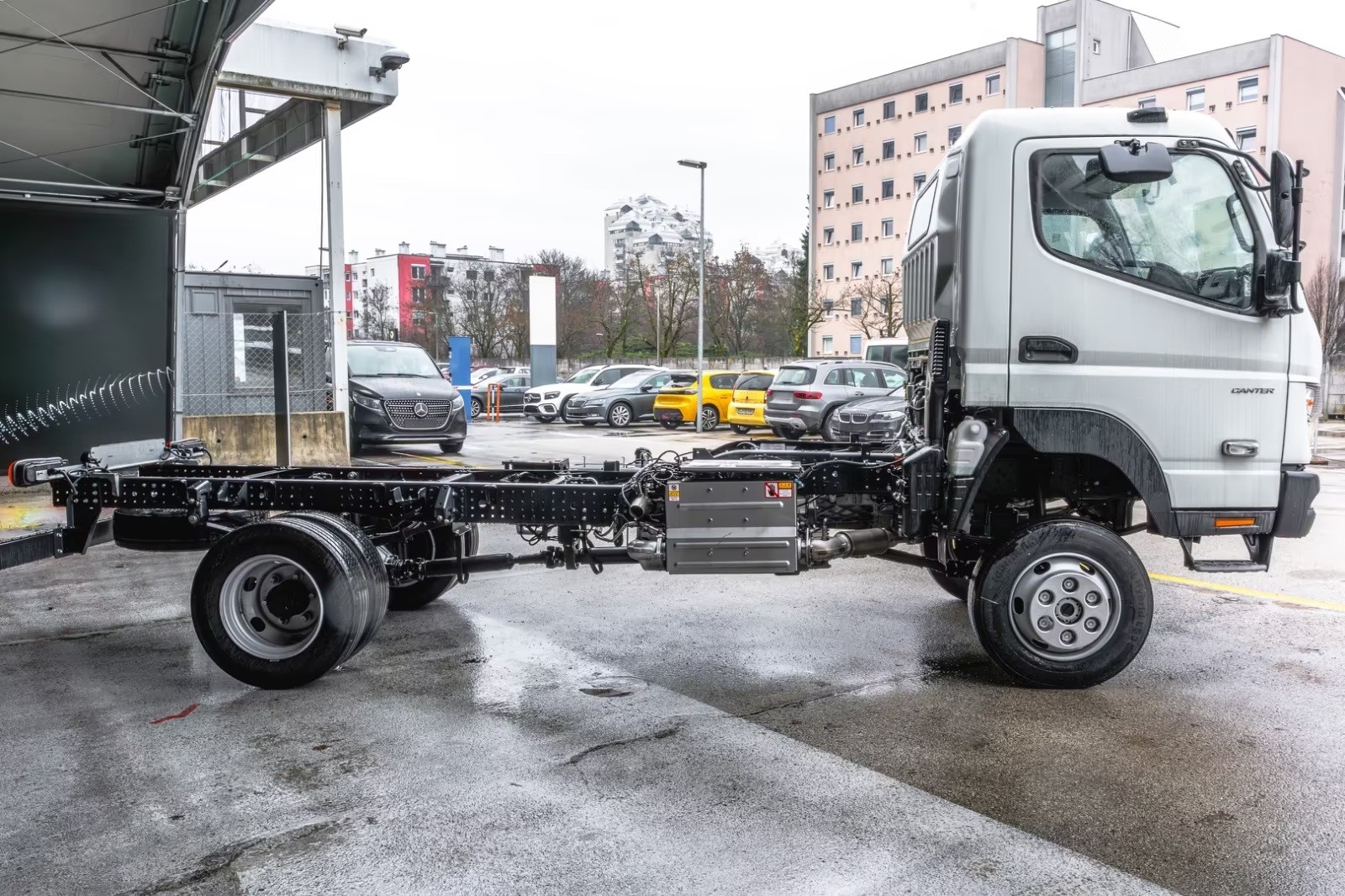 MITSUBISHI FUSO 6C18 4WD-image-4
