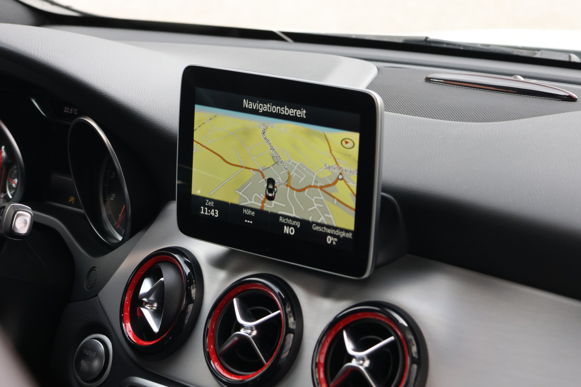 MERCEDES-BENZ CLA Shooting Brake 250 Sport 4Matic 7G-DCT (CH)-image-18