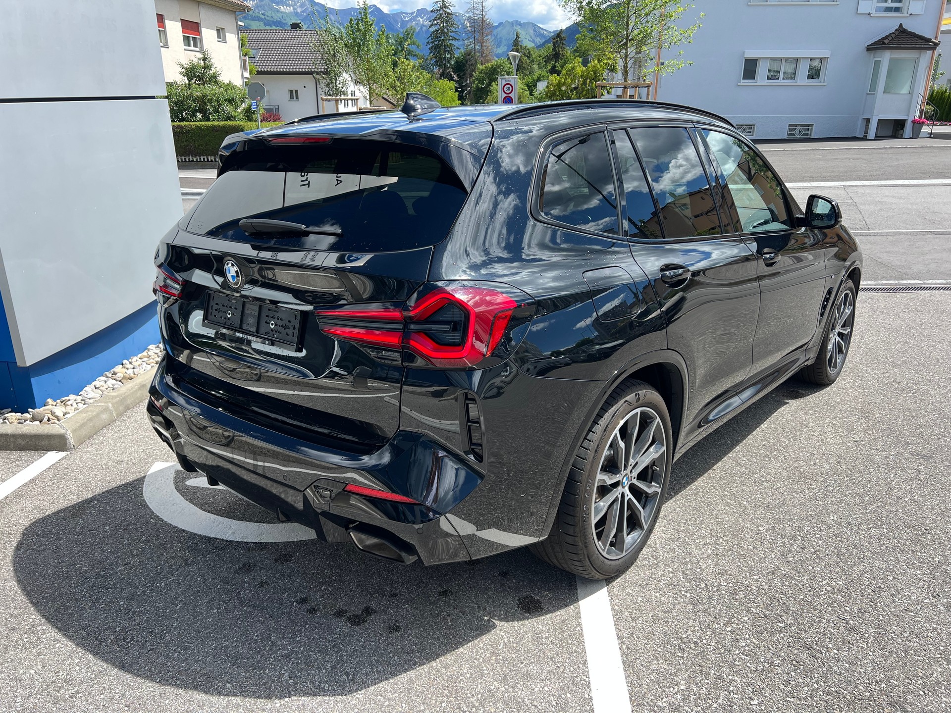 BMW X3 xDrive 48V 30d-image-1