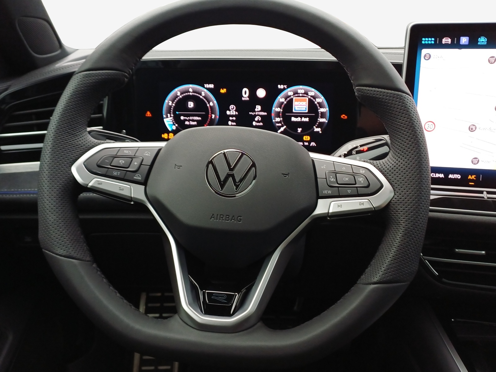 VW Passat Variant 2.0 TSI evo4 R-Line 4 Motion DSG-image-9