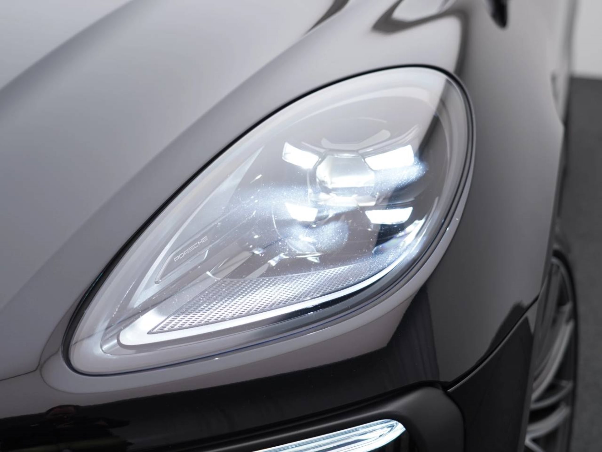 PORSCHE Macan GTS-image-12