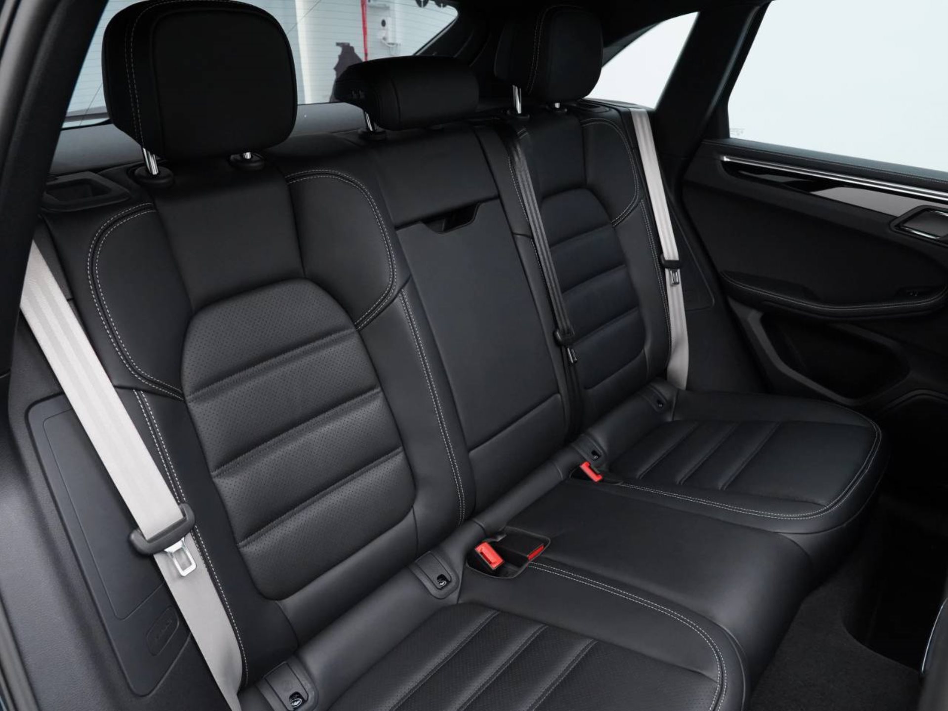 PORSCHE Macan GTS-image-30