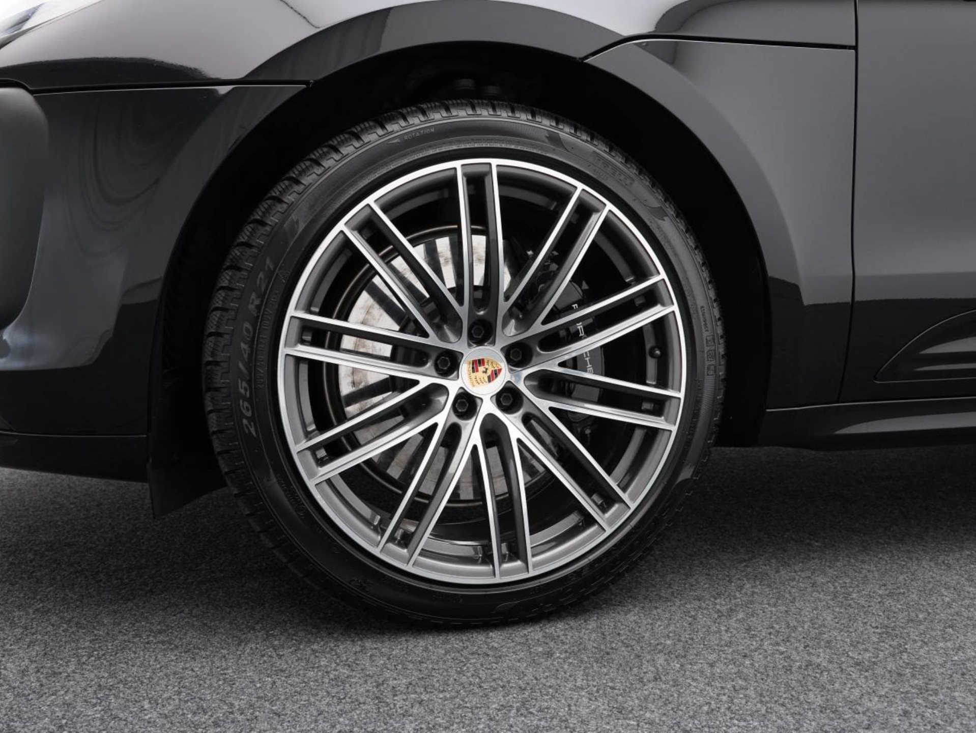 PORSCHE Macan GTS-image-10