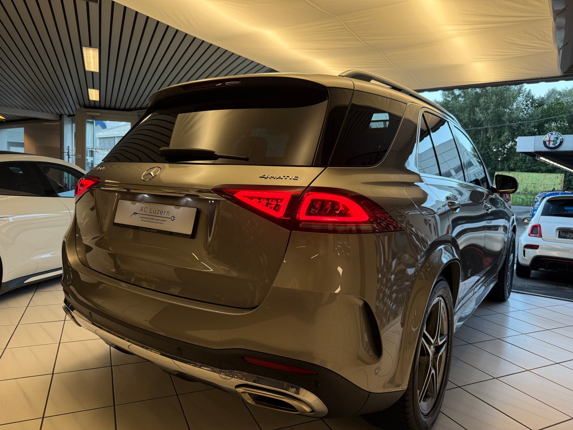 MERCEDES-BENZ GLE 450 4Matic AMG Line 9G-Tronic-image-2