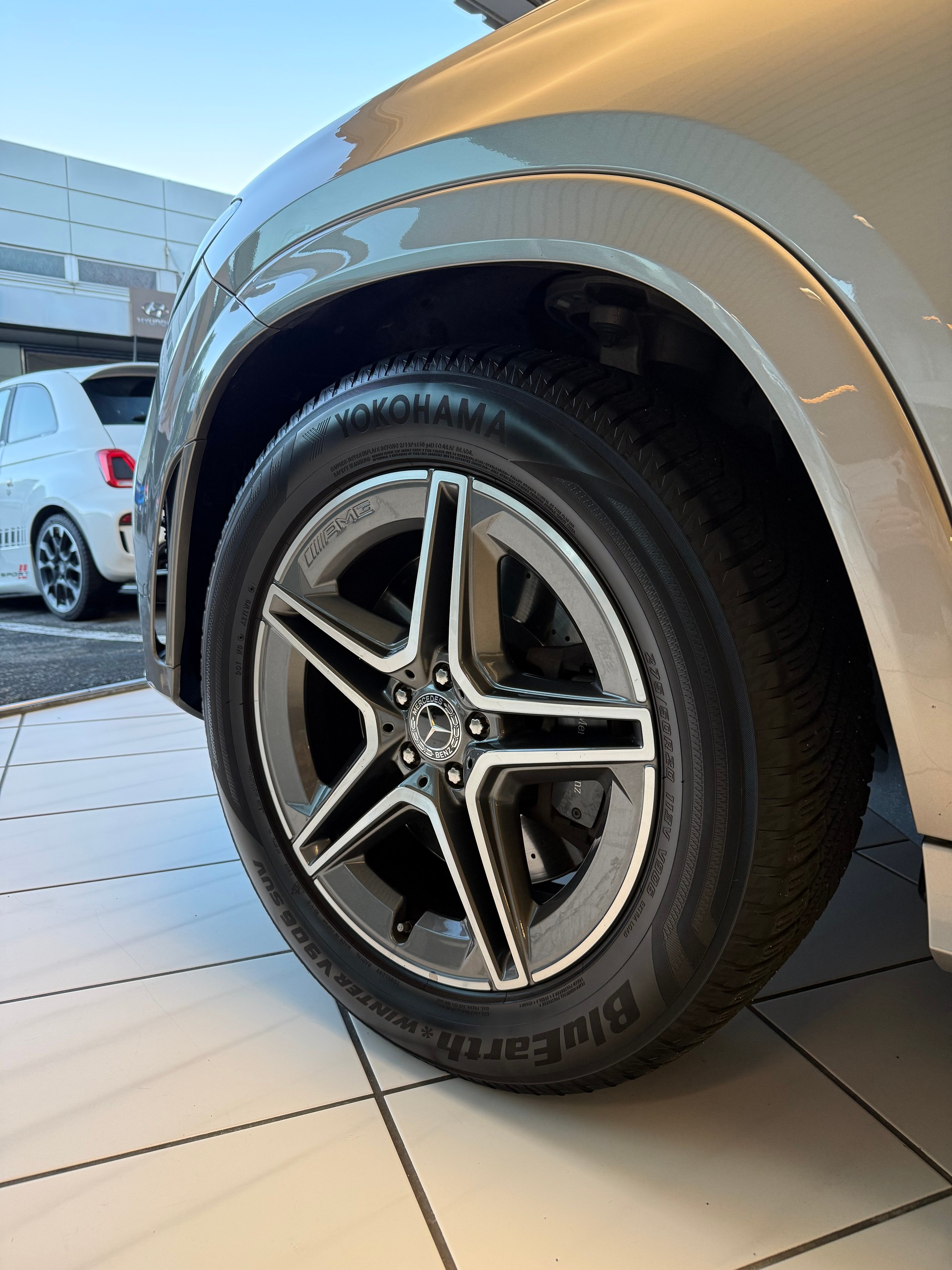 MERCEDES-BENZ GLE 450 4Matic AMG Line 9G-Tronic-image-25