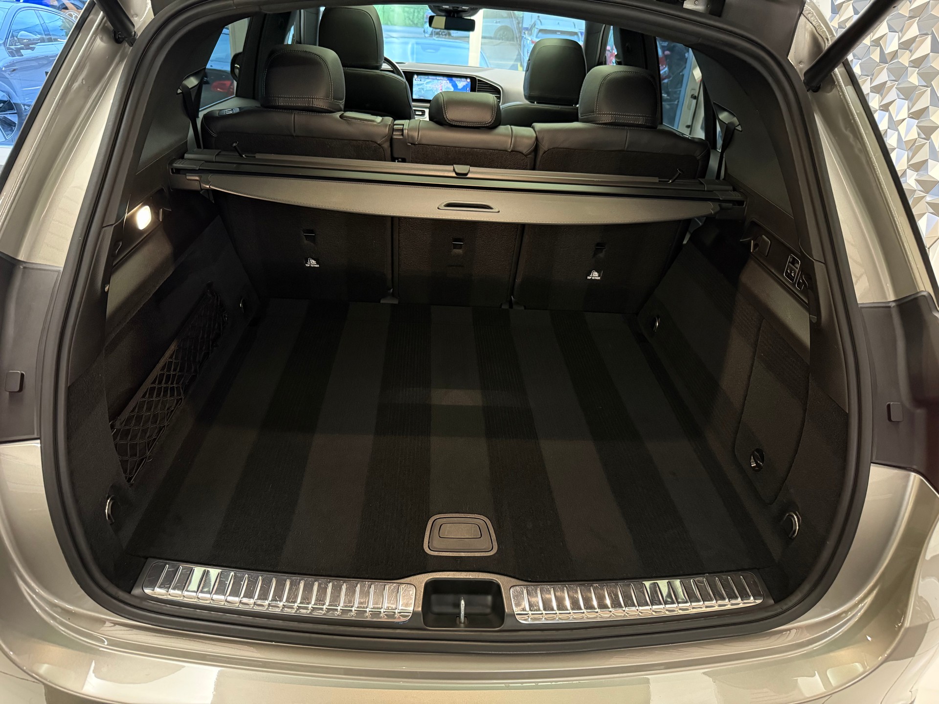 MERCEDES-BENZ GLE 450 4Matic AMG Line 9G-Tronic-image-12