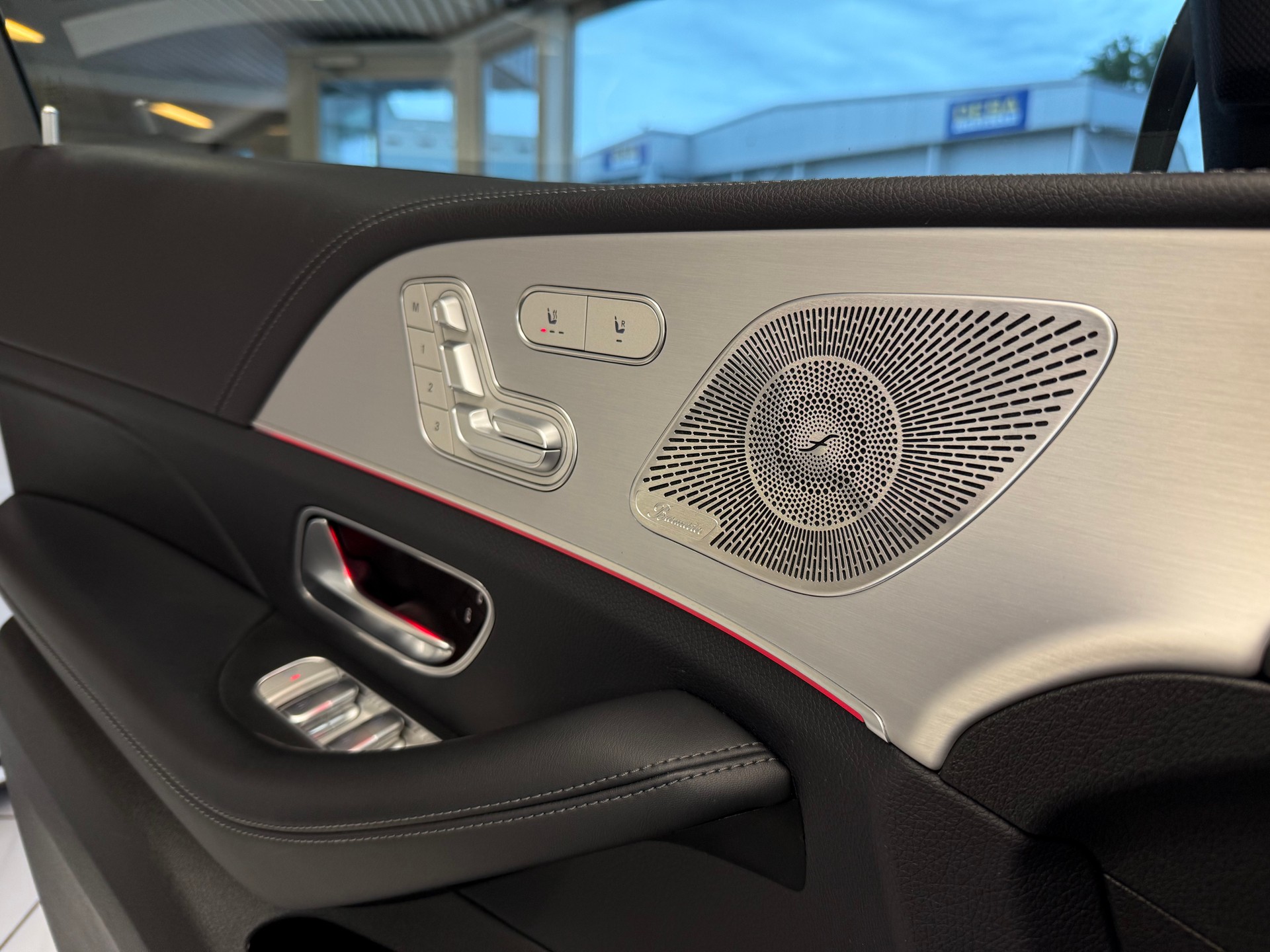 MERCEDES-BENZ GLE 450 4Matic AMG Line 9G-Tronic-image-23