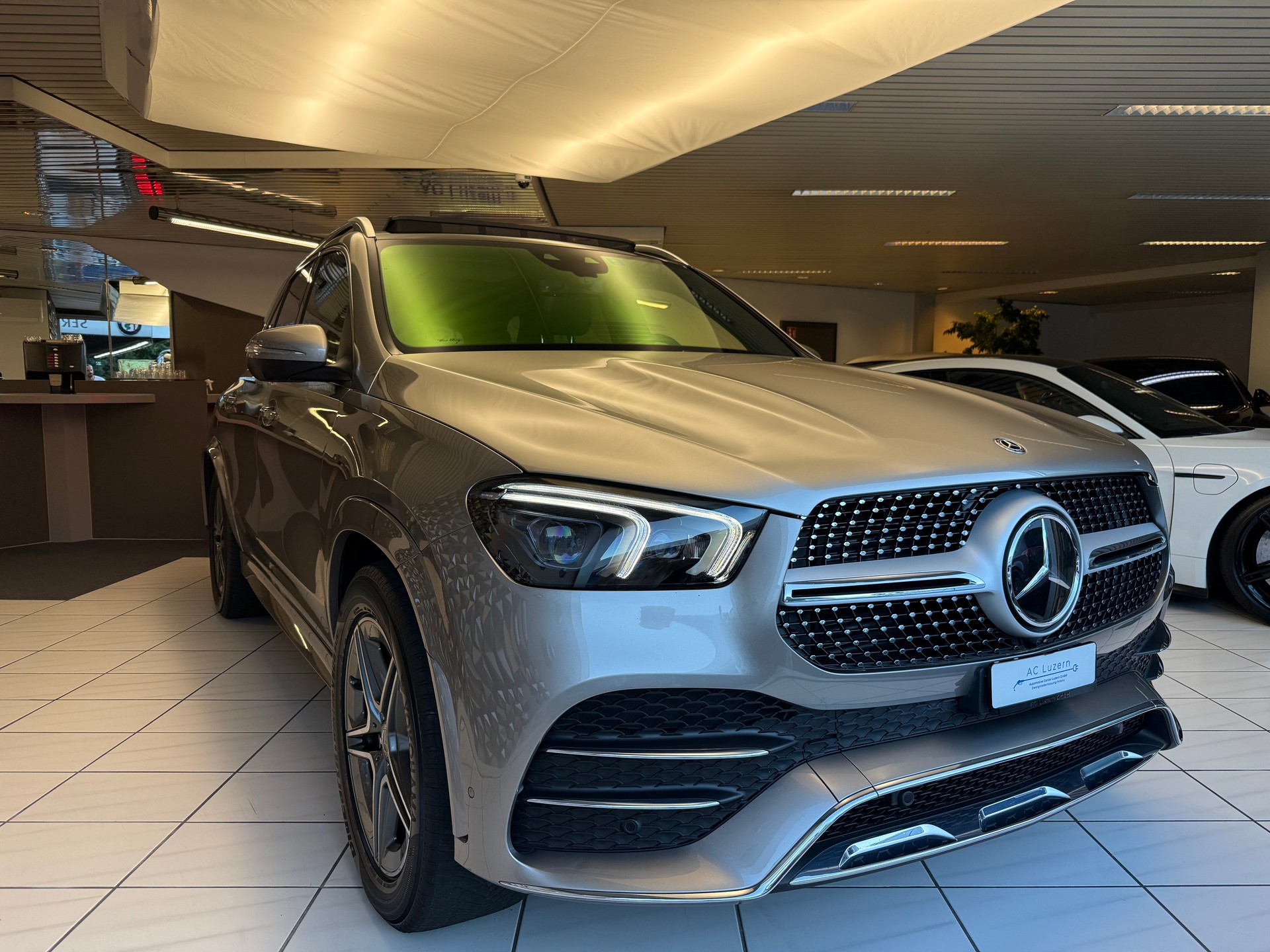 MERCEDES-BENZ GLE 450 4Matic AMG Line 9G-Tronic-image-3