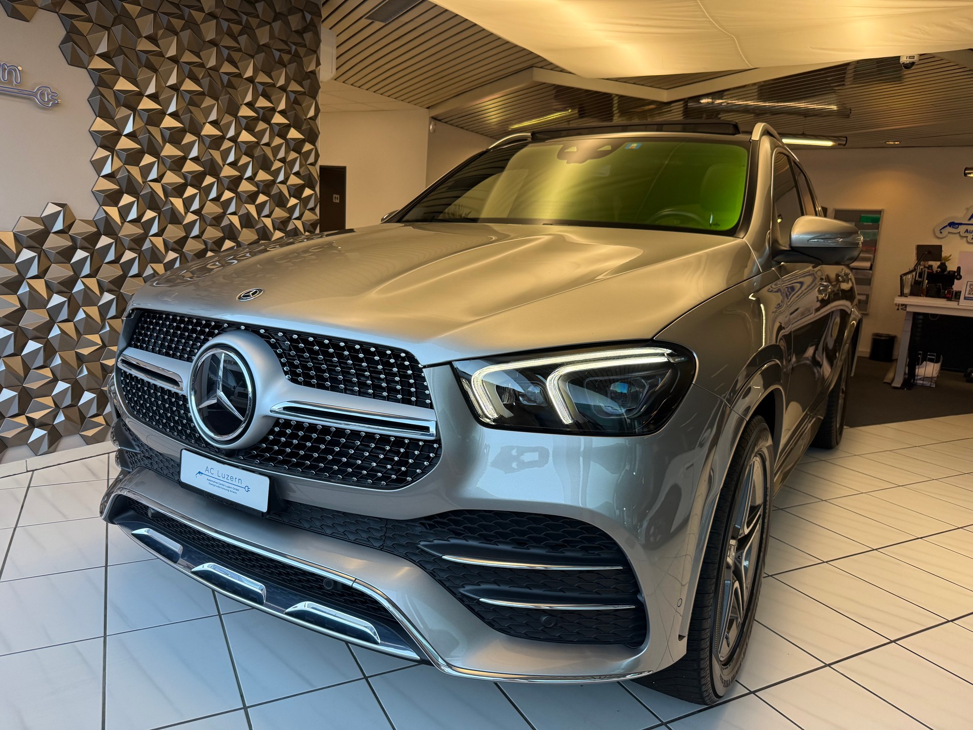 MERCEDES-BENZ GLE 450 4Matic AMG Line 9G-Tronic-image-0