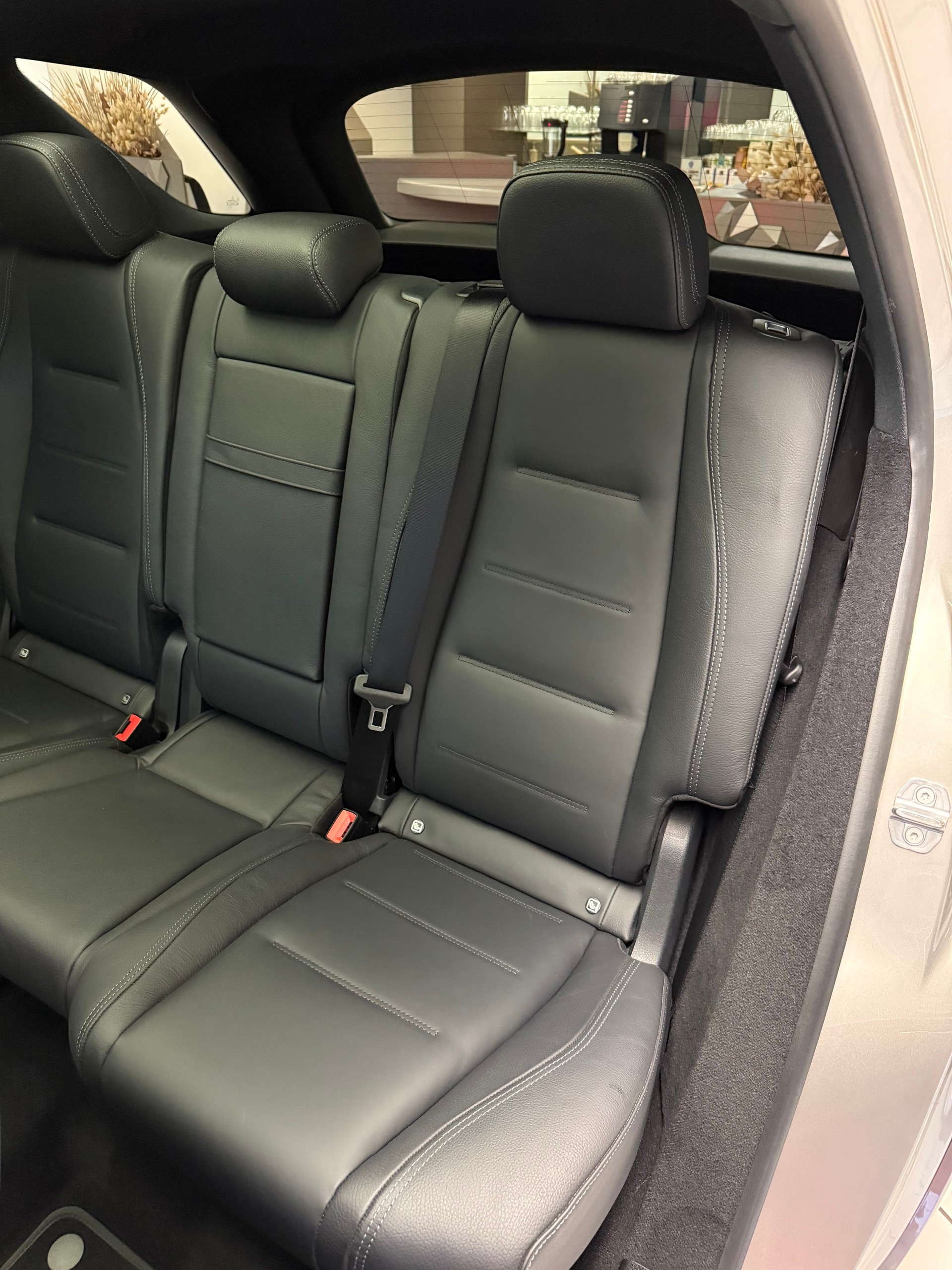MERCEDES-BENZ GLE 450 4Matic AMG Line 9G-Tronic-image-8