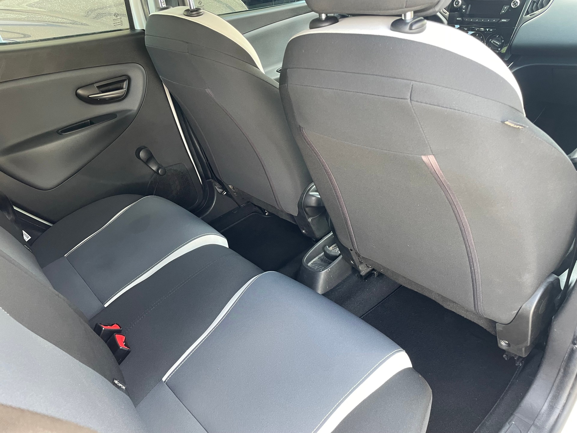 LANCIA Ypsilon 1.2 Elefantino-image-9