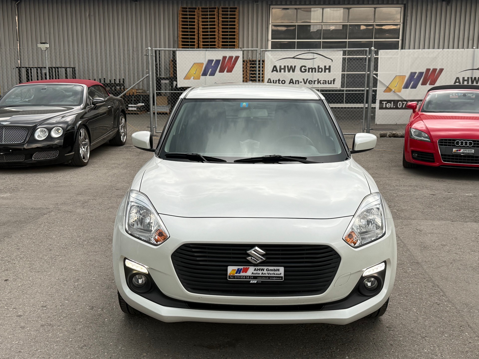 SUZUKI Swift 1.2i 16V Compact+ Allgrip 4x4 / Frisch ab MFK / 1 Jahr Garantie / Rückfahrkamera-image-1
