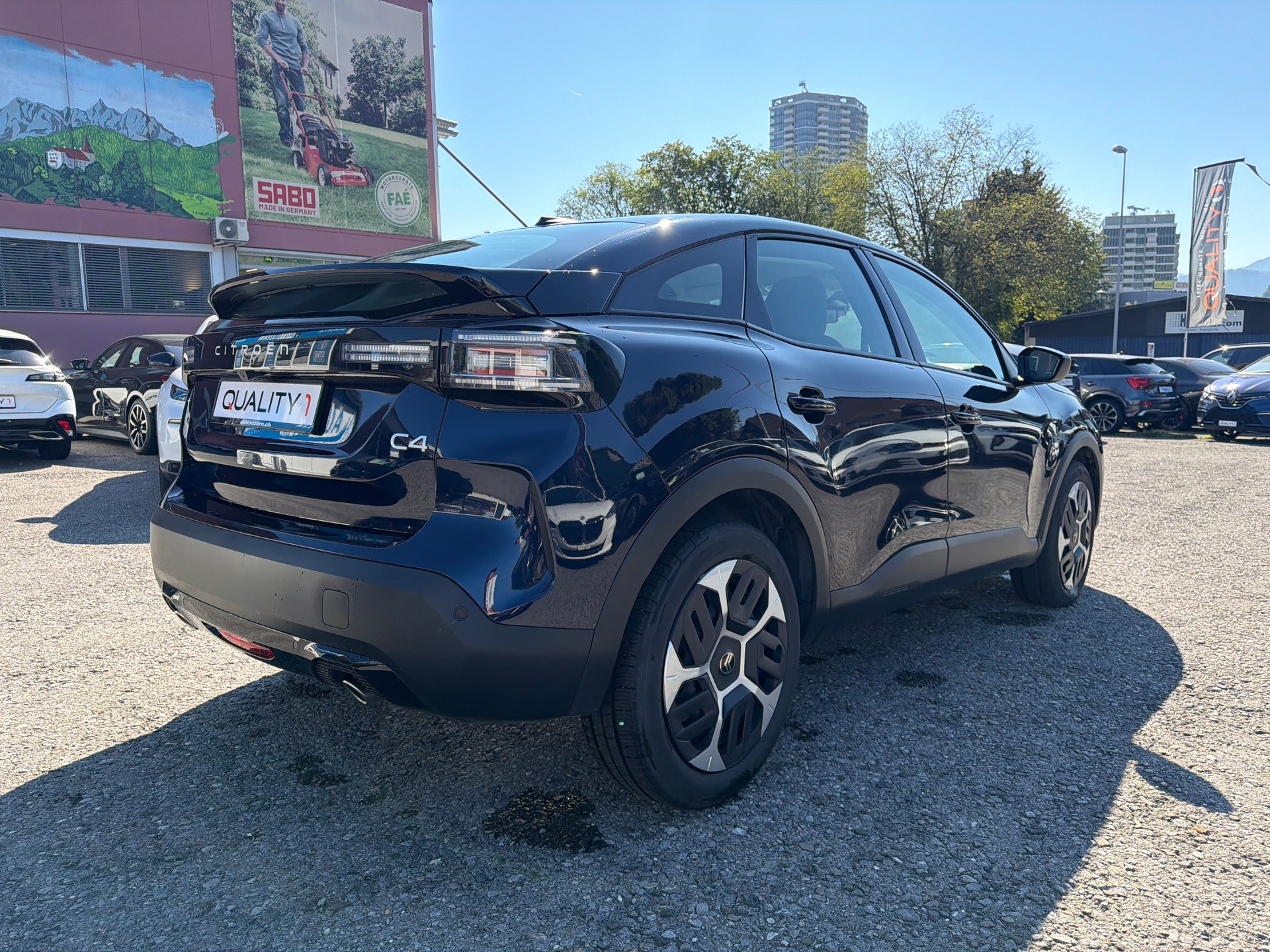 CITROEN C4 1.2 130 Plus EAT8-image-6