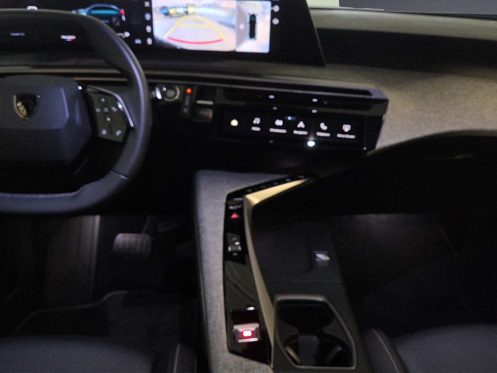 PEUGEOT 3008 145 e-DCS Allure-image-12