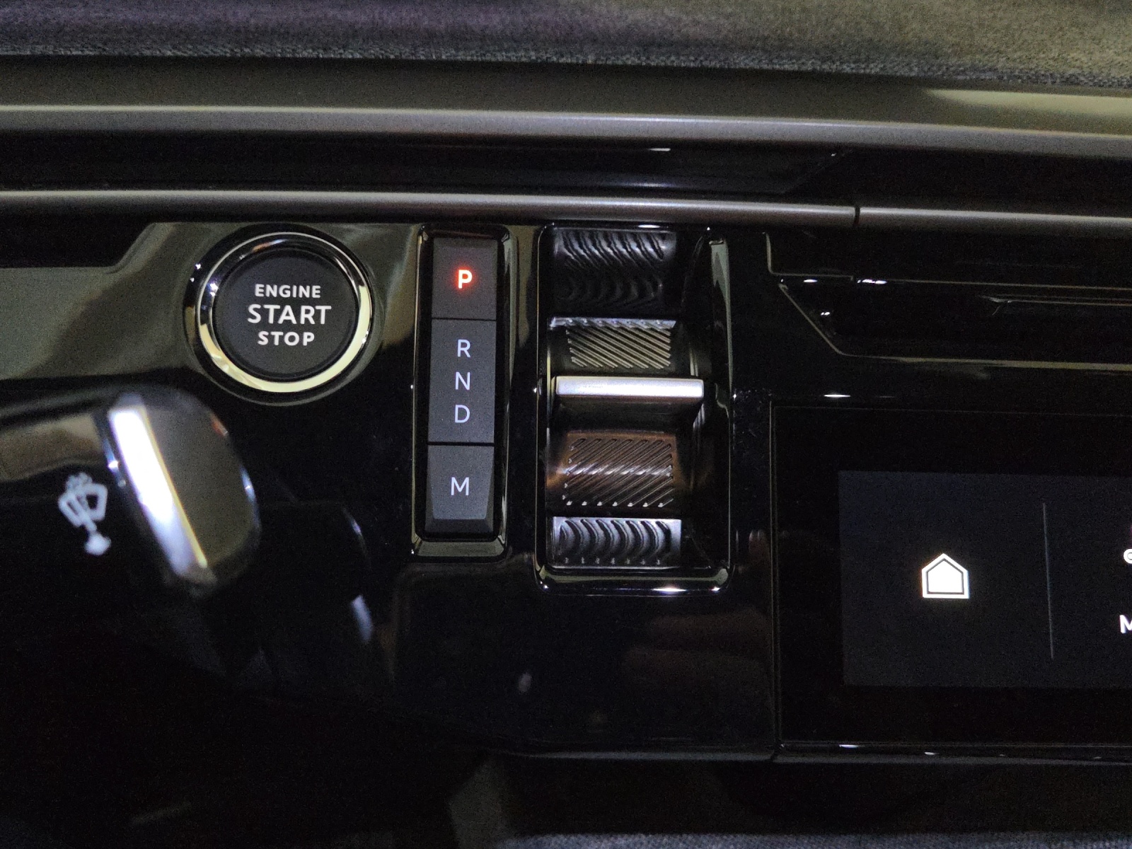 PEUGEOT 3008 145 e-DCS Allure-image-13