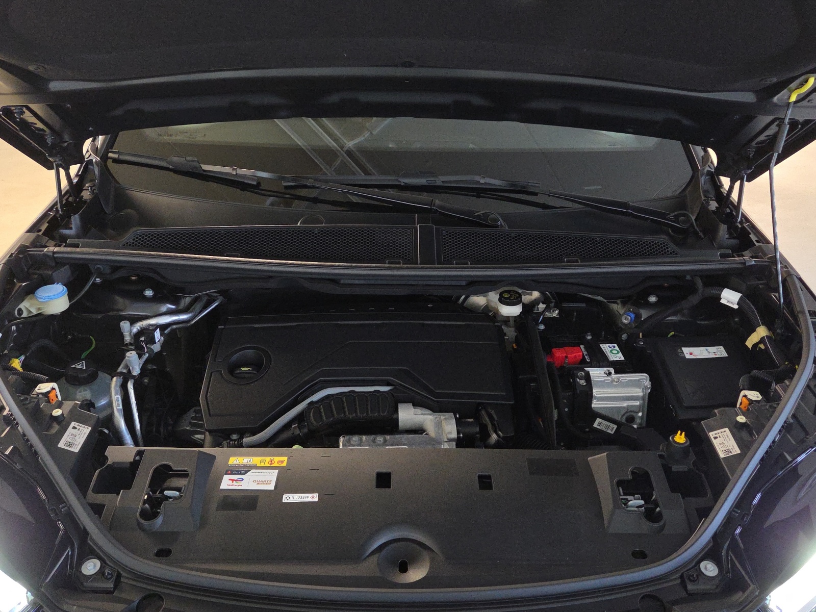 PEUGEOT 3008 145 e-DCS Allure-image-19