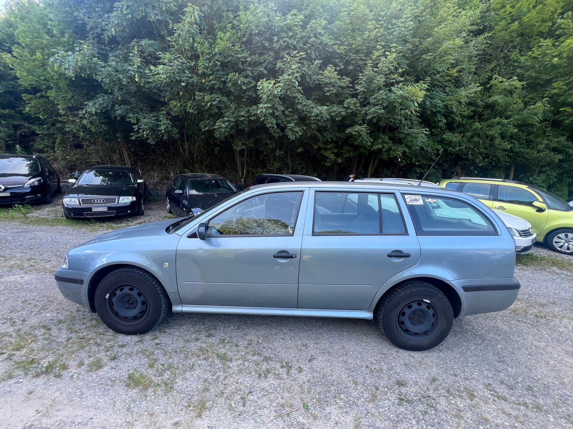 SKODA Octavia 1.6 Classic-image-7