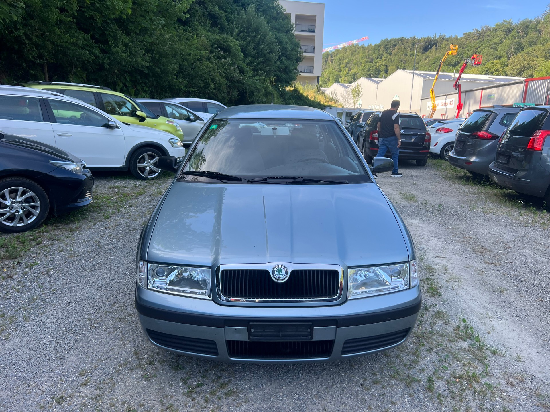 SKODA Octavia 1.6 Classic-image-1