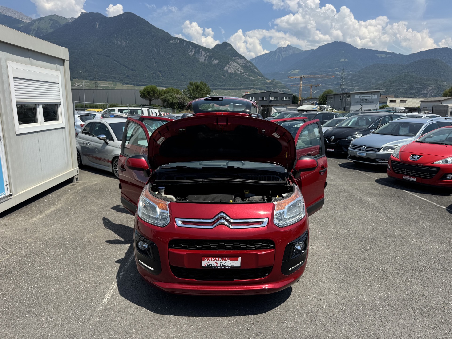 CITROEN C3 Picasso 1.2 Pure Tech Attraction-image-14