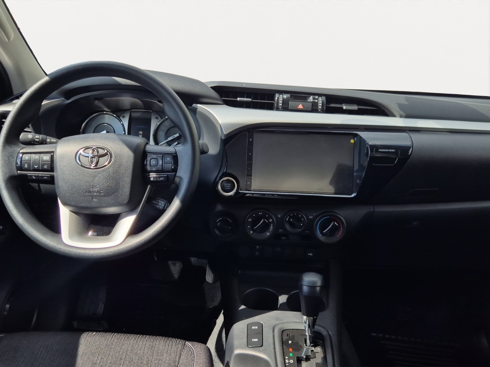 TOYOTA Hilux 2.4d Comfort Double Cab 4x4-image-9
