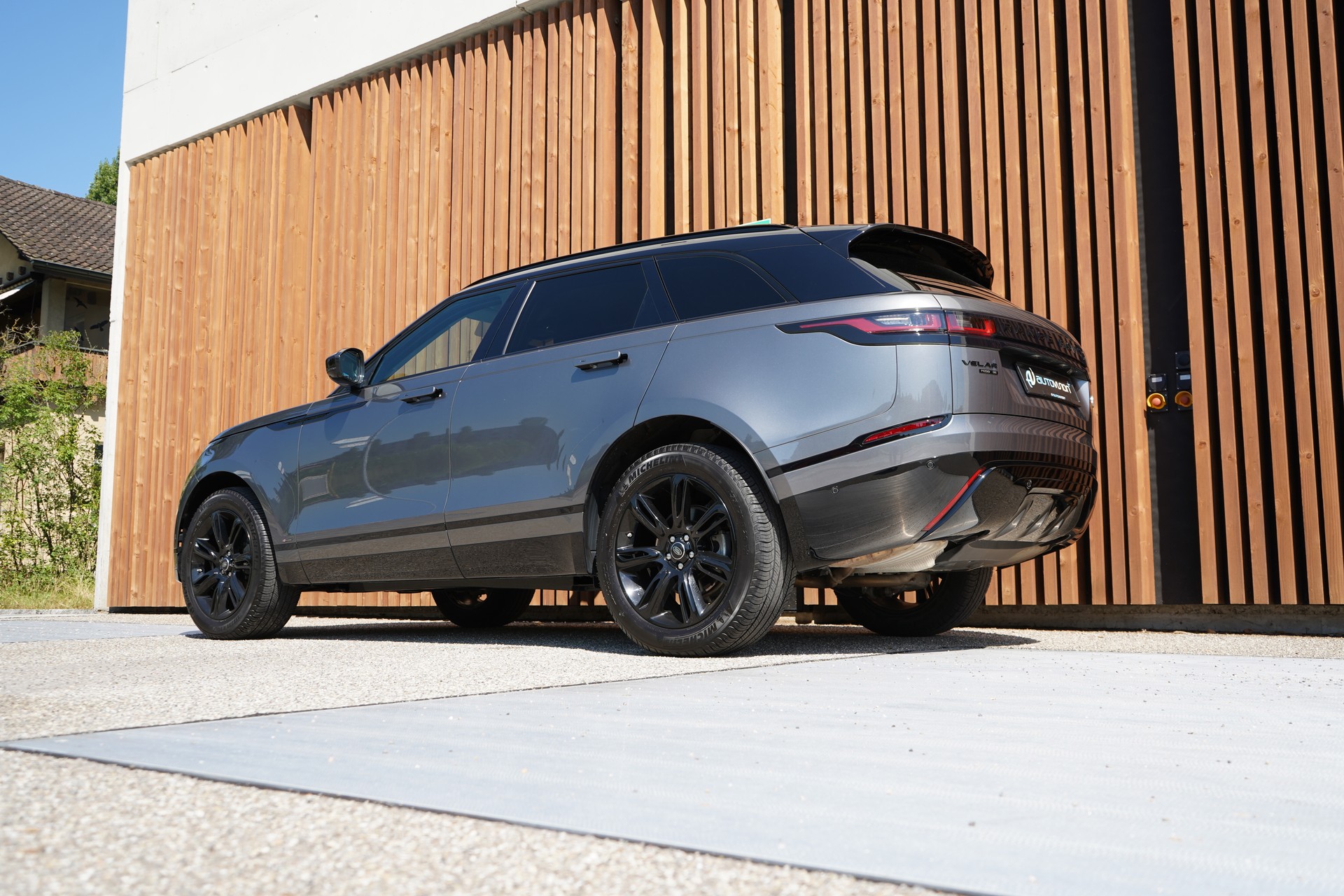 LAND ROVER RANGE ROVER VELAR R-DYNAMIK P 250 SE AUTOMATIC l 250 PS-image-11