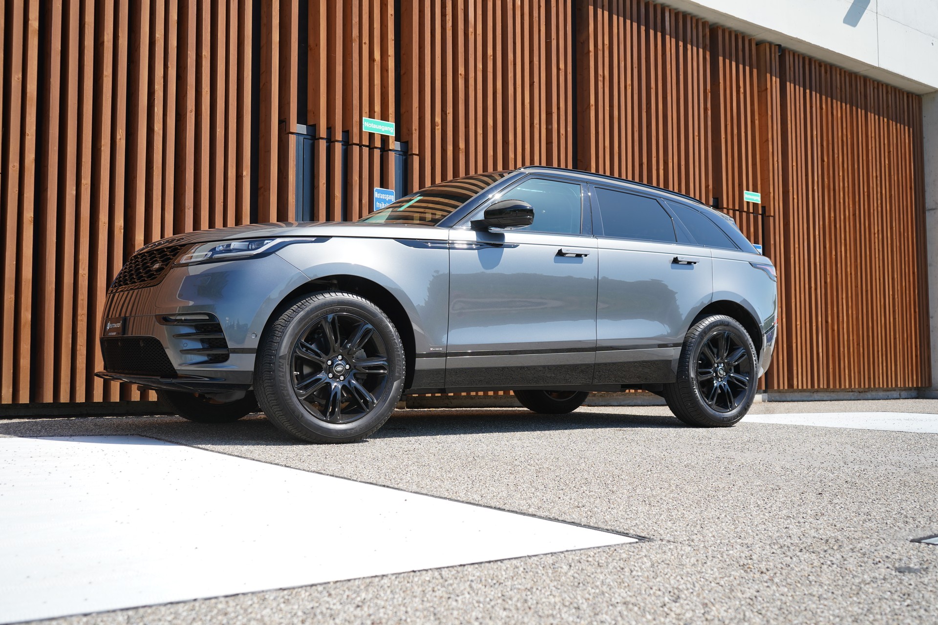 LAND ROVER RANGE ROVER VELAR R-DYNAMIK P 250 SE AUTOMATIC l 250 PS-image-7