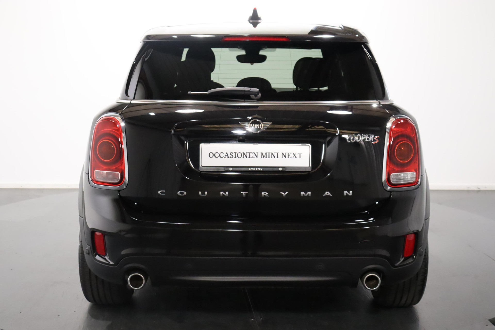 MINI Countryman F60 2.0i Cooper S SAG ALL4-image-2