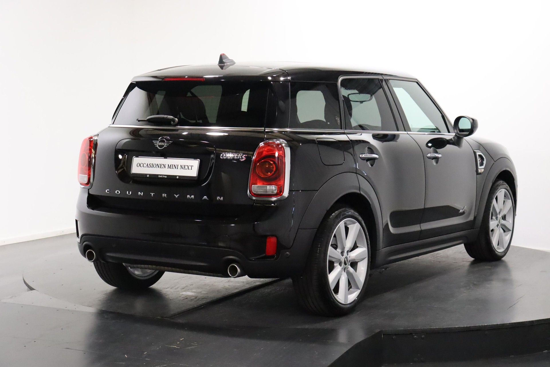 MINI Countryman F60 2.0i Cooper S SAG ALL4-image-3