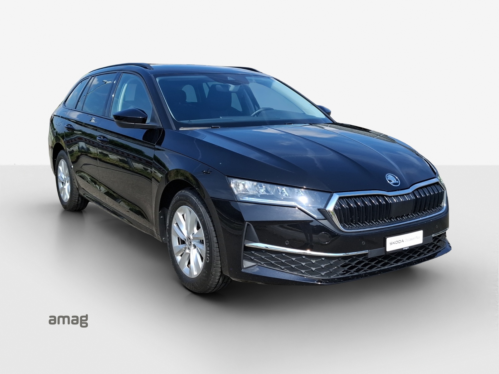 SKODA Octavia Combi 1.5 TSI mHEV DSG Dynamic-image-5