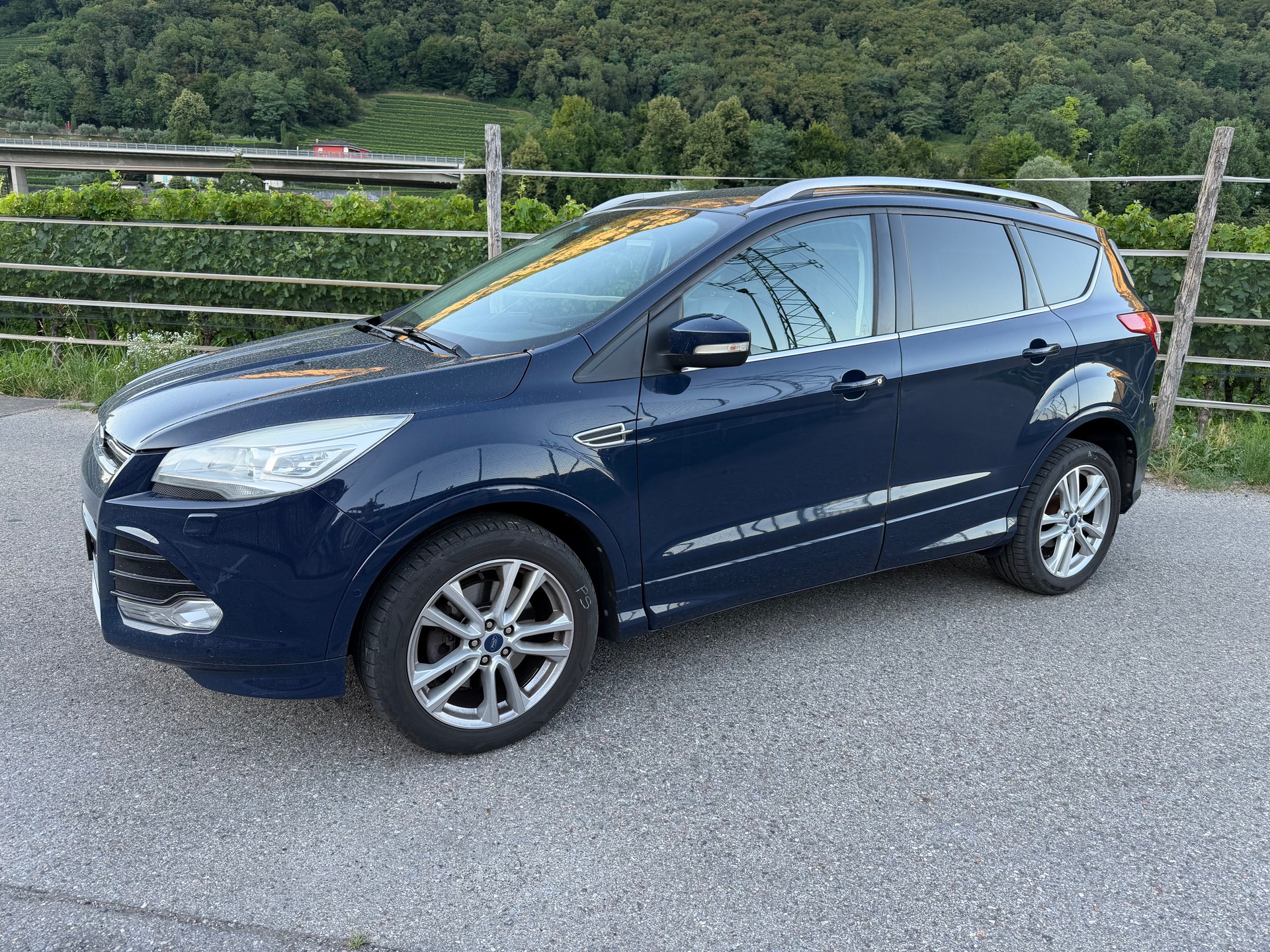FORD Kuga 2.0 TDCi Titanium 4WD PowerShift-image-0