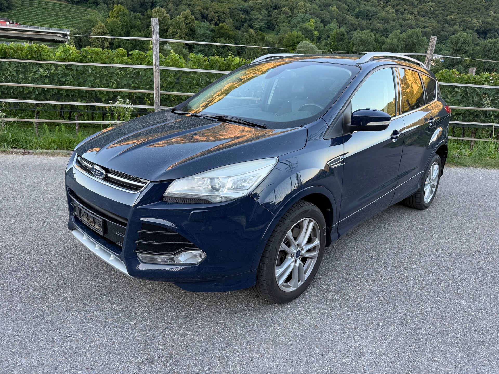 FORD Kuga 2.0 TDCi Titanium 4WD PowerShift-image-1
