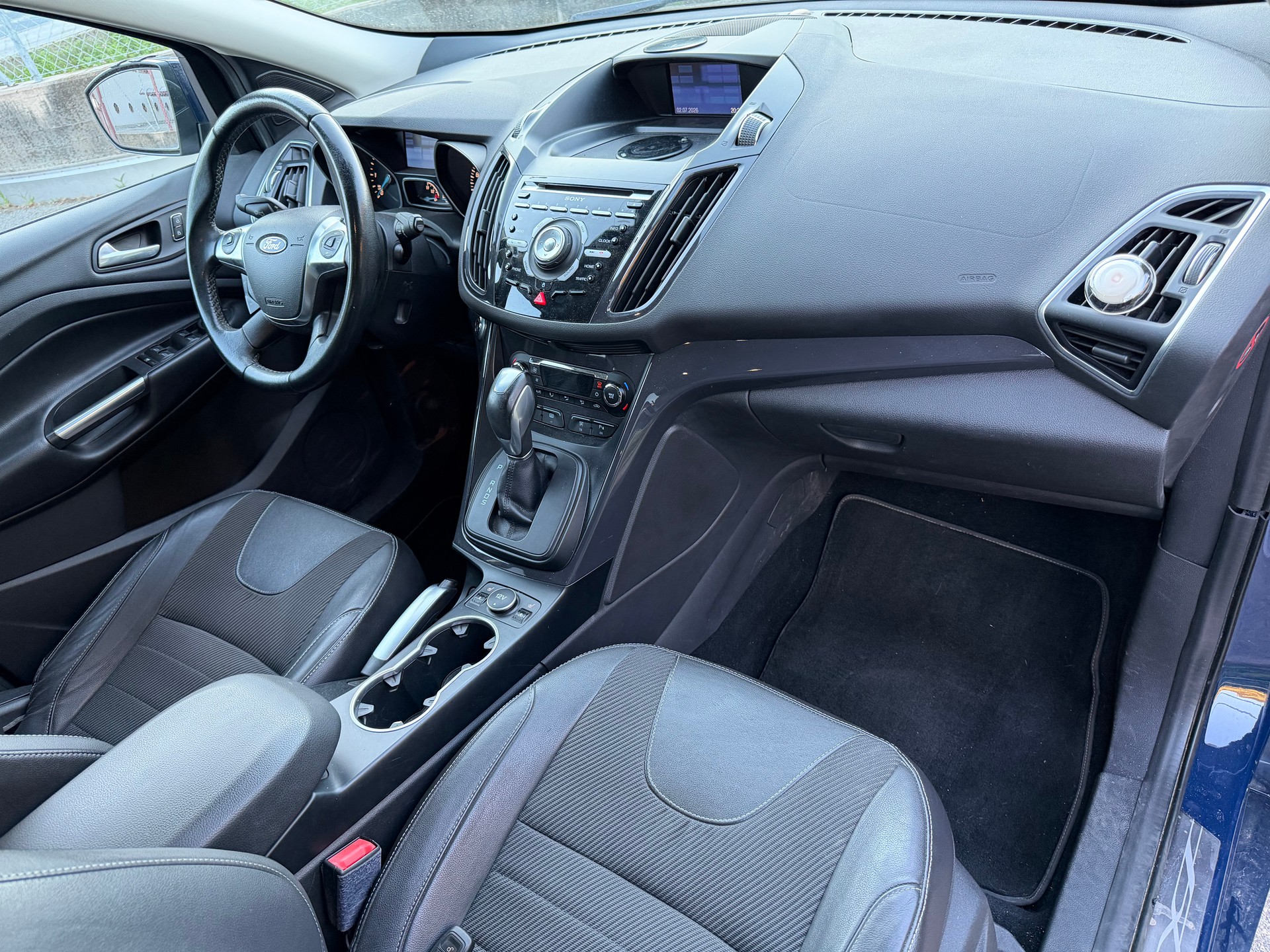 FORD Kuga 2.0 TDCi Titanium 4WD PowerShift-image-10