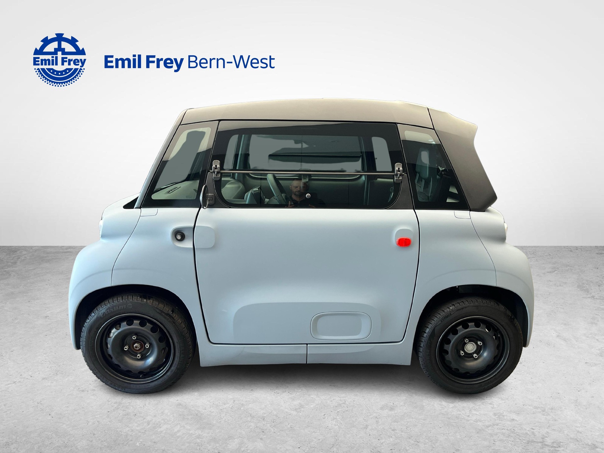 CITROEN AMI Electric-showroom-element-1