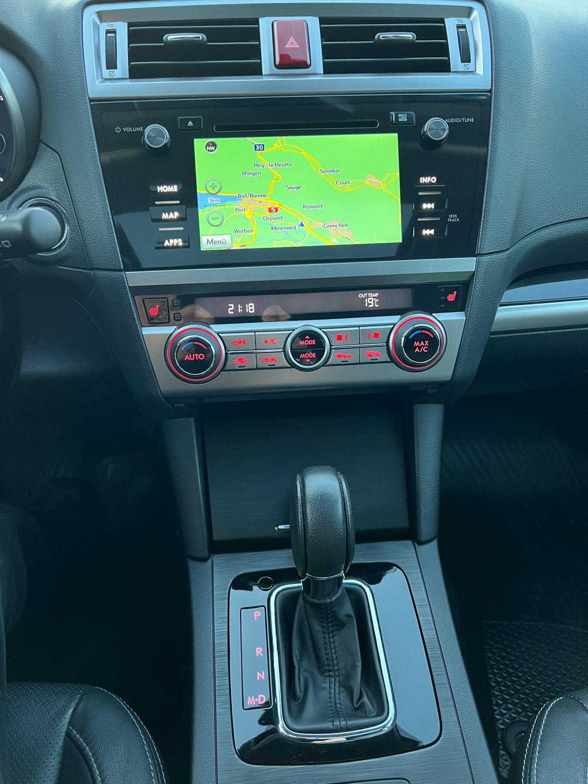 SUBARU Outback 2.0D Luxury AWD Lineartronic-image-16