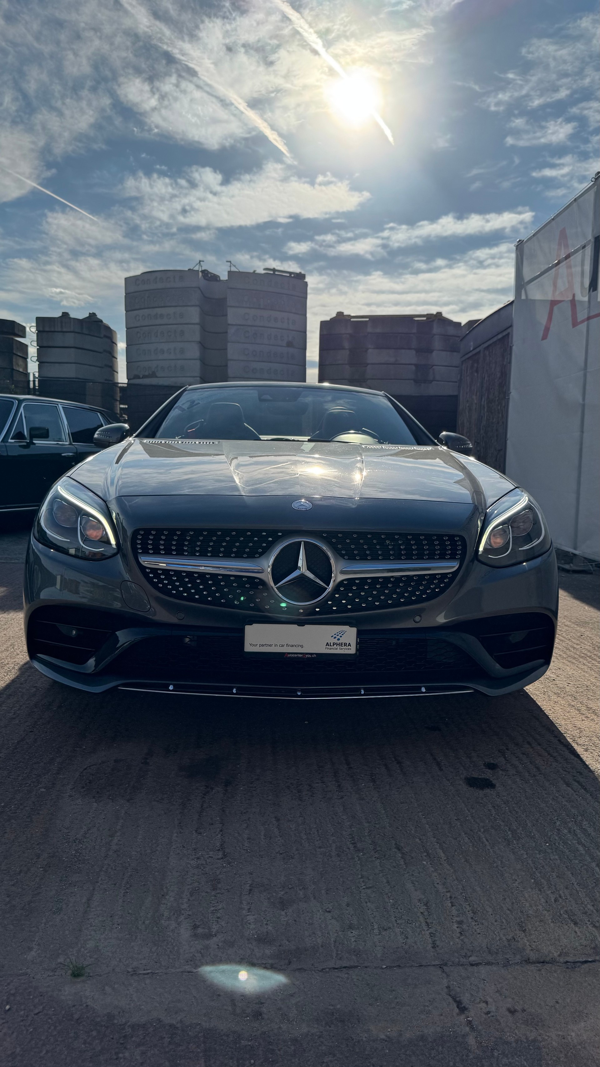 MERCEDES-BENZ AMG-Line SLC 200 9G-Tronic-showroom-element-2