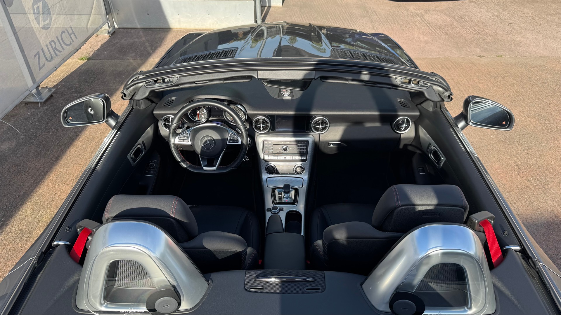 MERCEDES-BENZ AMG-Line SLC 200 9G-Tronic-image-11