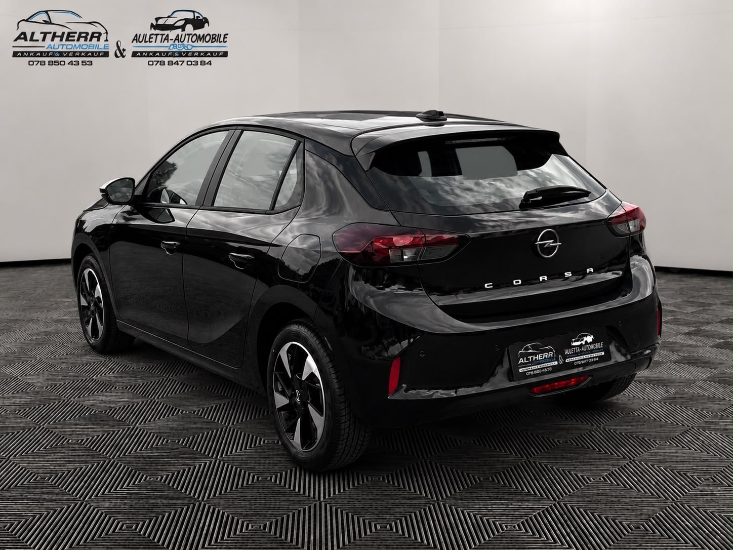 OPEL Corsa e- 50kWh Edition-showroom-element-3