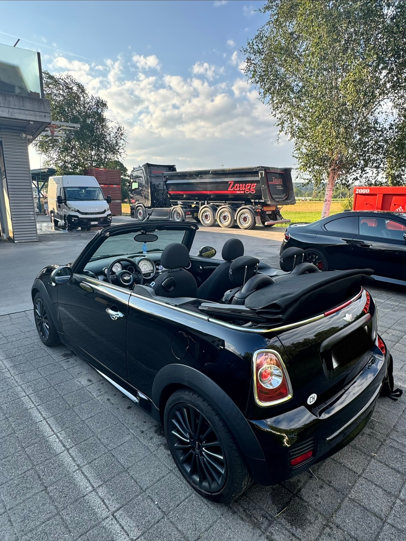 MINI One-image-1