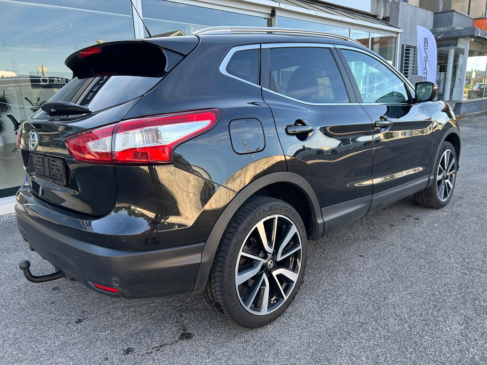 NISSAN Qashqai 1.6 dCi tekna ALL-MODE 4x4-image-2