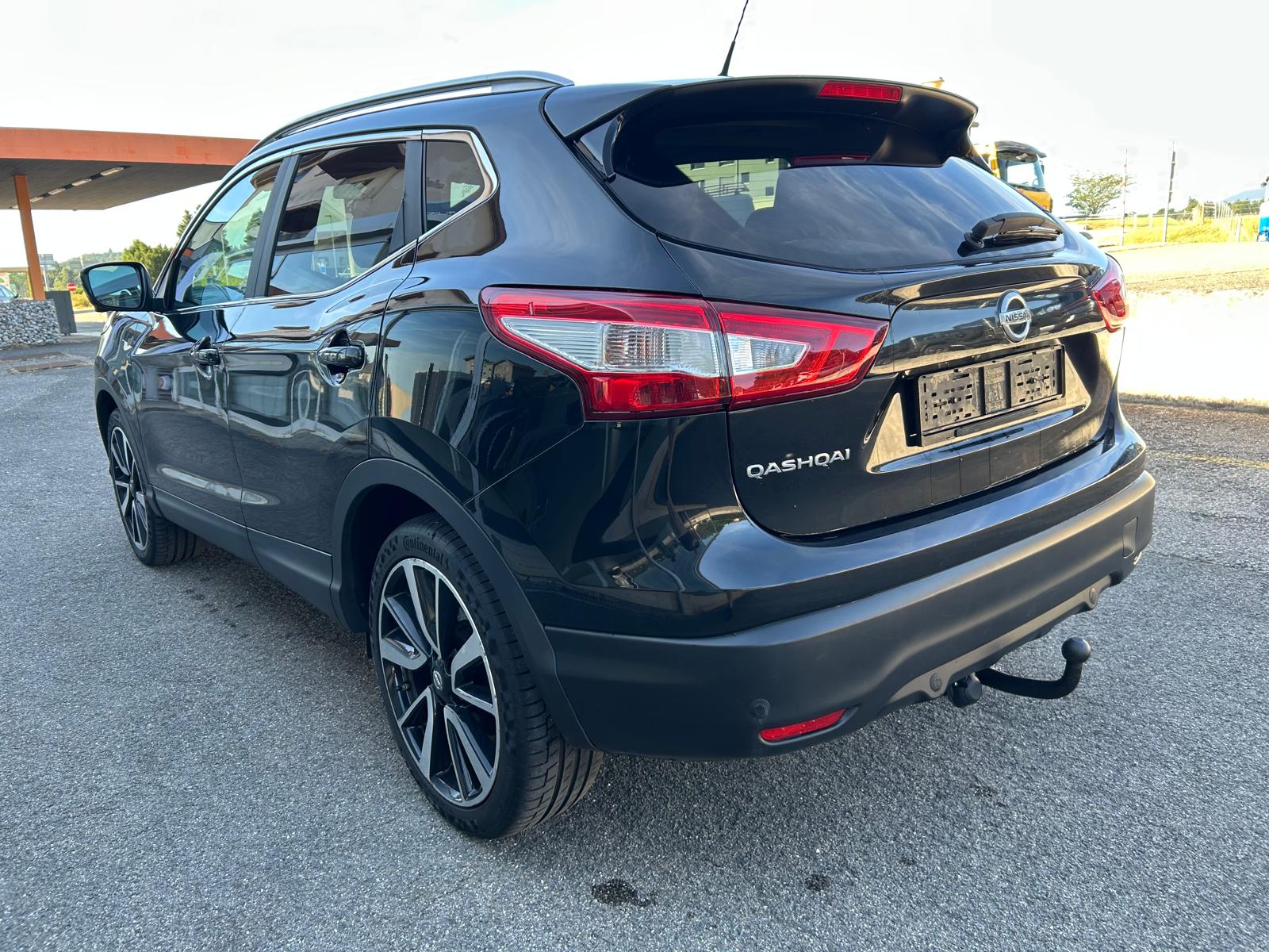 NISSAN Qashqai 1.6 dCi tekna ALL-MODE 4x4-image-4