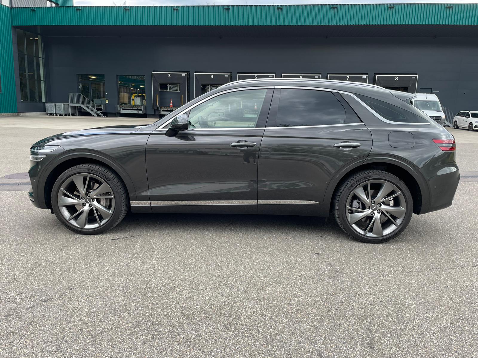 GENESIS GV70 2.2 CRDI Luxury AT8 AWD-image-1