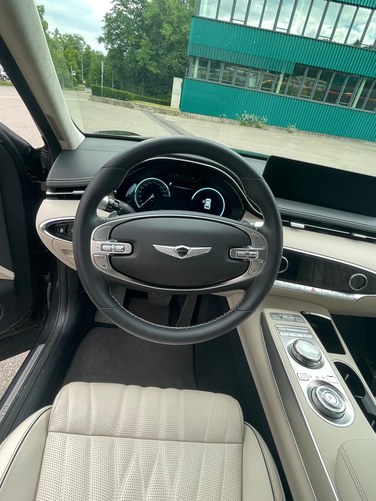 GENESIS GV70 2.2 CRDI Luxury AT8 AWD-image-10