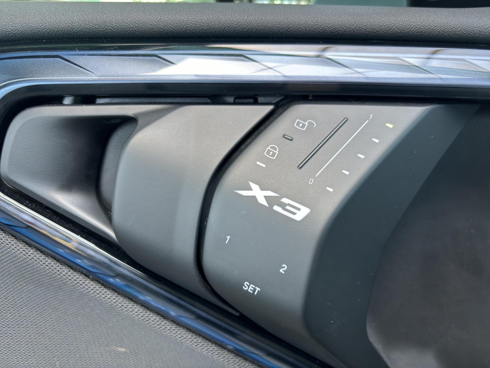 BMW X3 30e xDrive-image-19