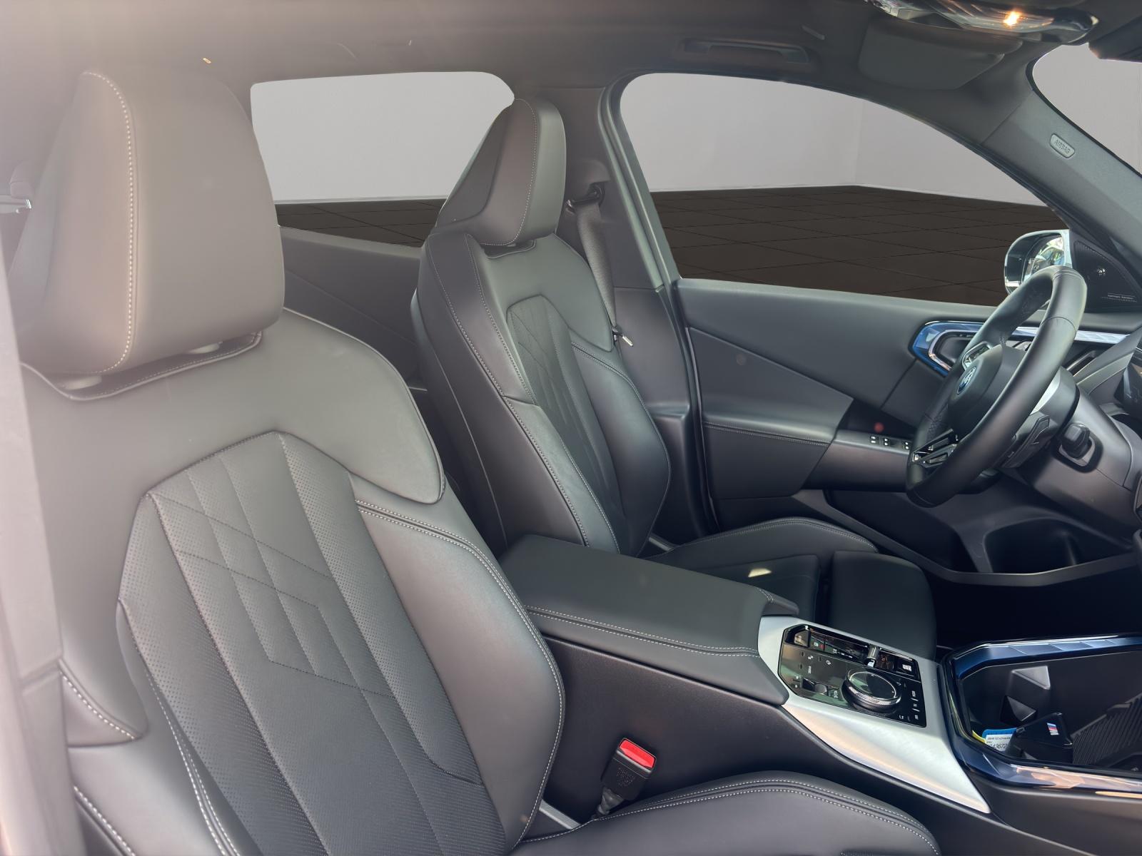 BMW X3 30e xDrive-image-9